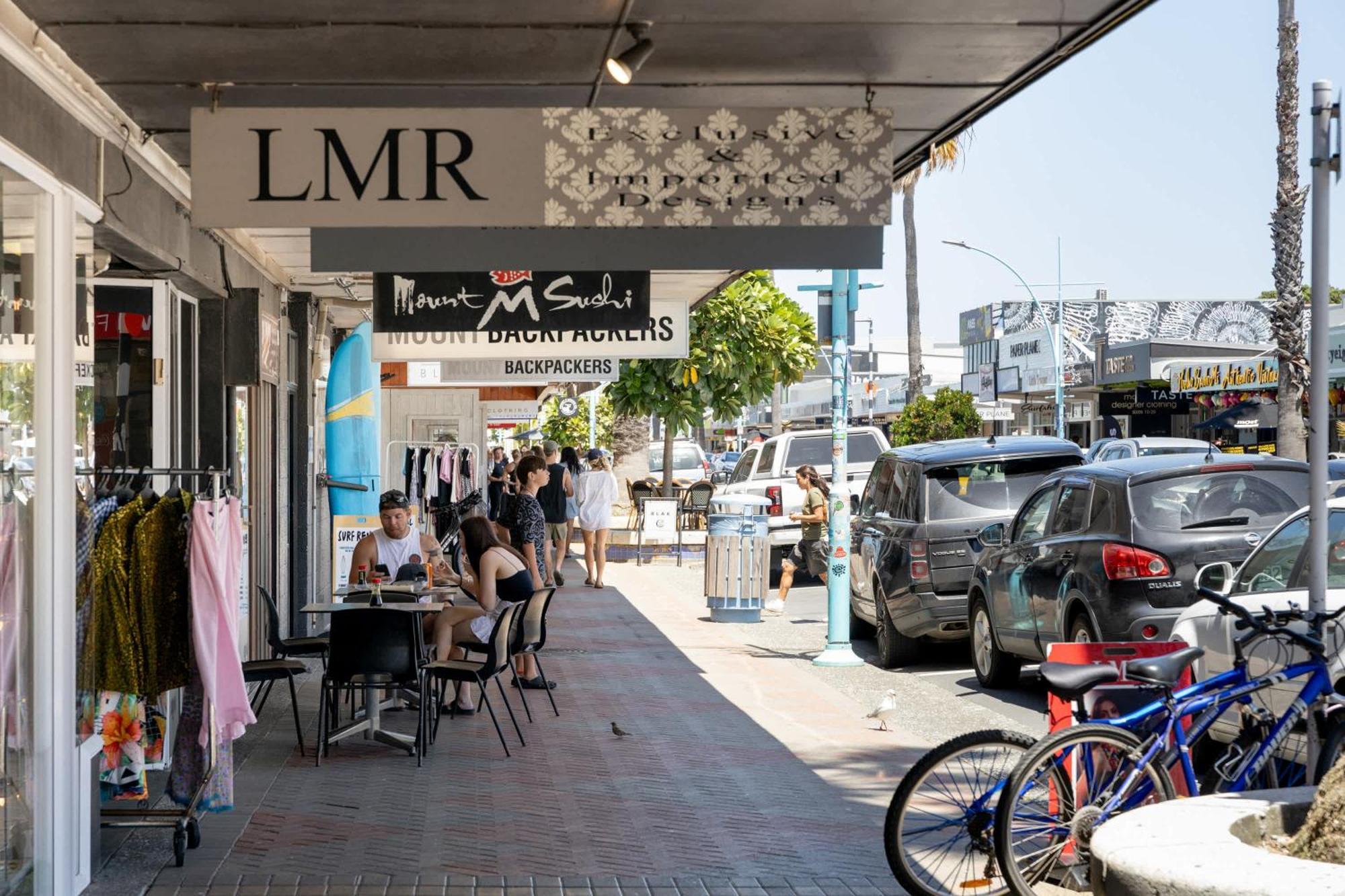 Oceanside Bliss - Absolute Beachfront - Uninterrupted Ocean Views With Pool Mount Maunganui Eksteriør billede