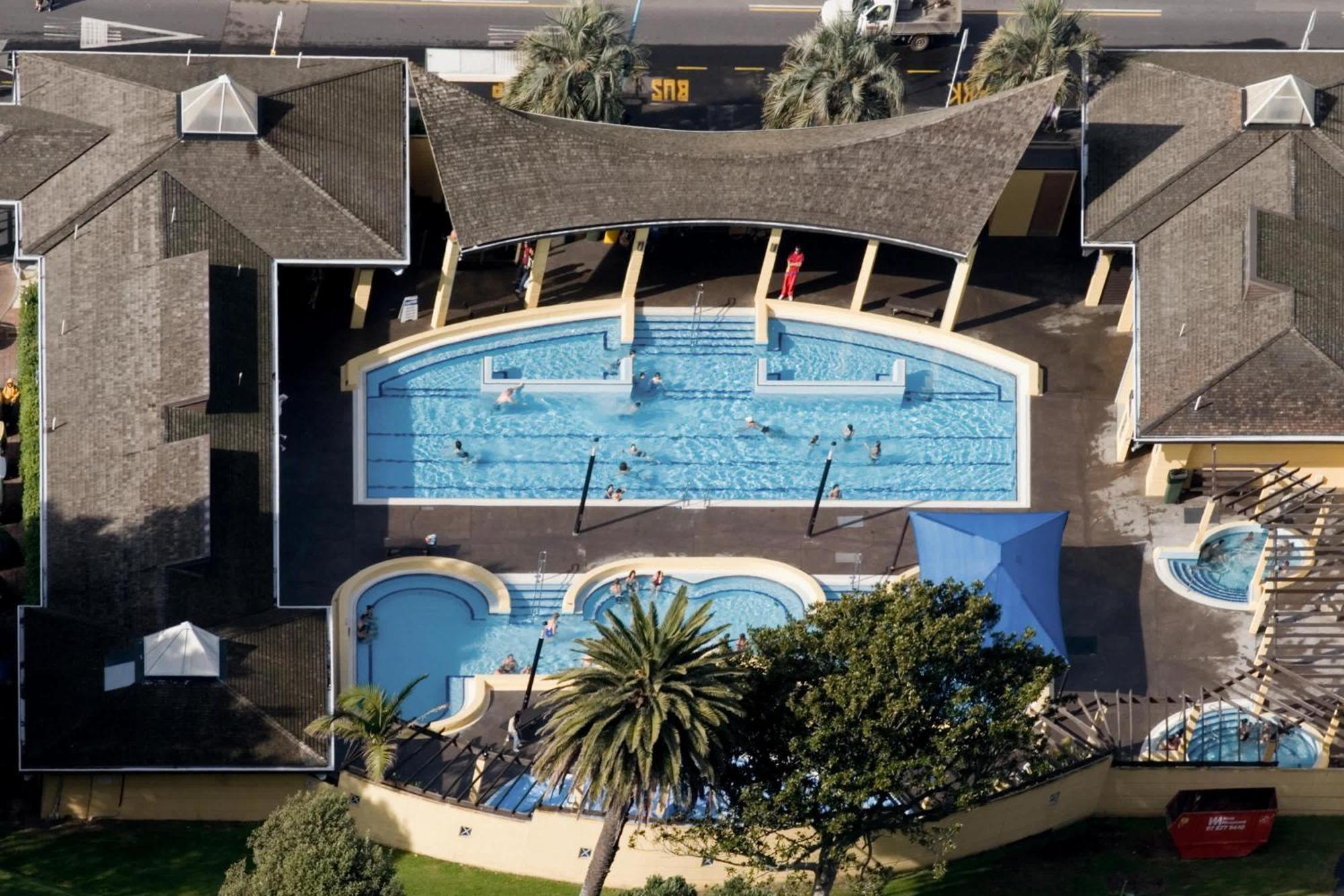 Oceanside Bliss - Absolute Beachfront - Uninterrupted Ocean Views With Pool Mount Maunganui Eksteriør billede