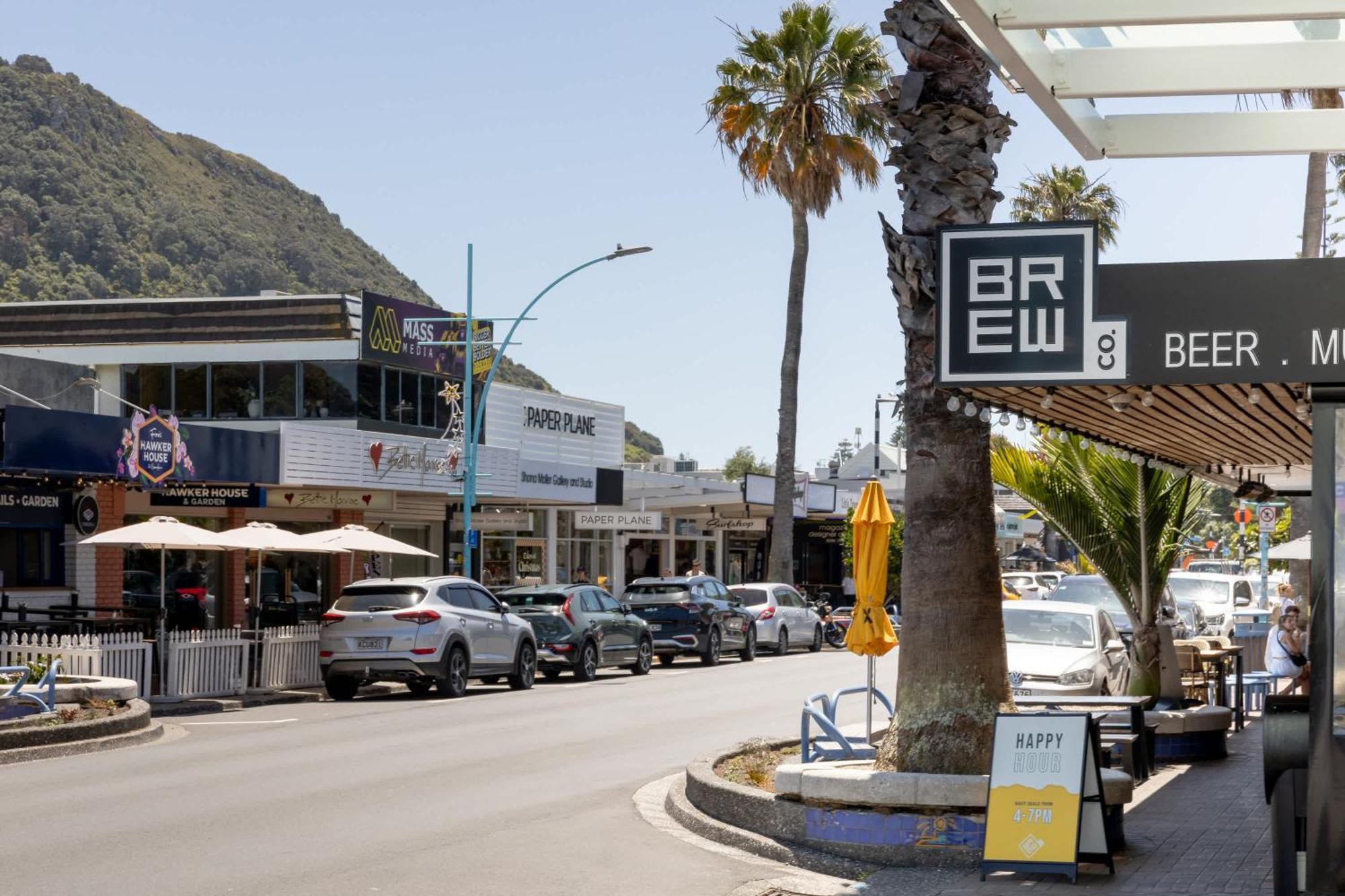 Oceanside Bliss - Absolute Beachfront - Uninterrupted Ocean Views With Pool Mount Maunganui Eksteriør billede